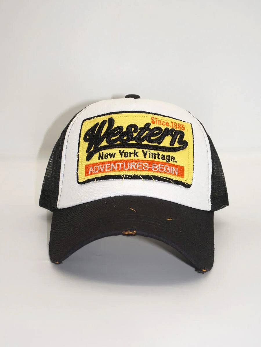 Casquette Western Vintage brodee et efilochee noire de face