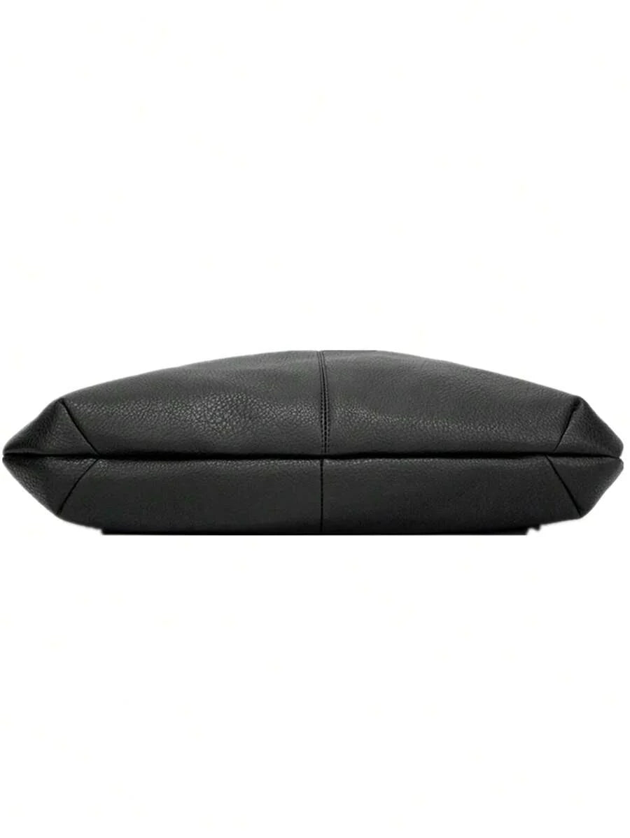 sac hobo femme noir vu de dessus couture et fermeture 